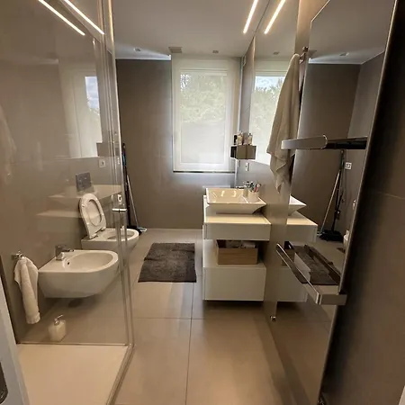 Garda Luxury Life Appartamento *